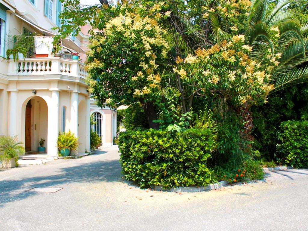 Apartment Villa Anahit ニース エクステリア 写真