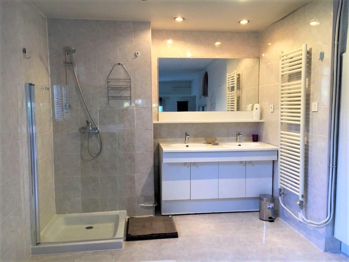 Apartment Villa Anahit ニース エクステリア 写真
