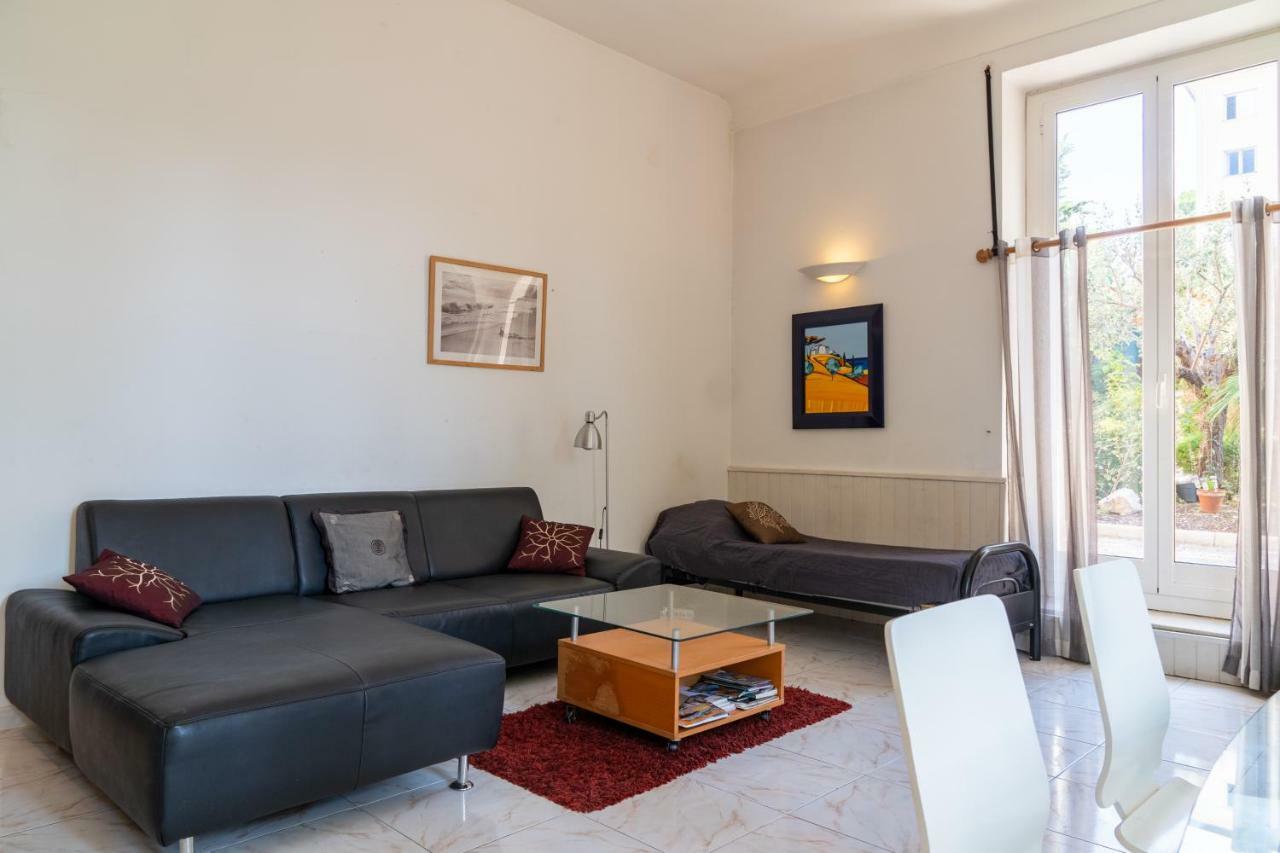 Apartment Villa Anahit ニース エクステリア 写真